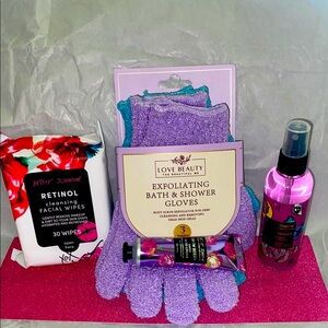 Betsey Johnson Skincare/Beauty Set w an additional 3pc Set of Exfoliating Gloves